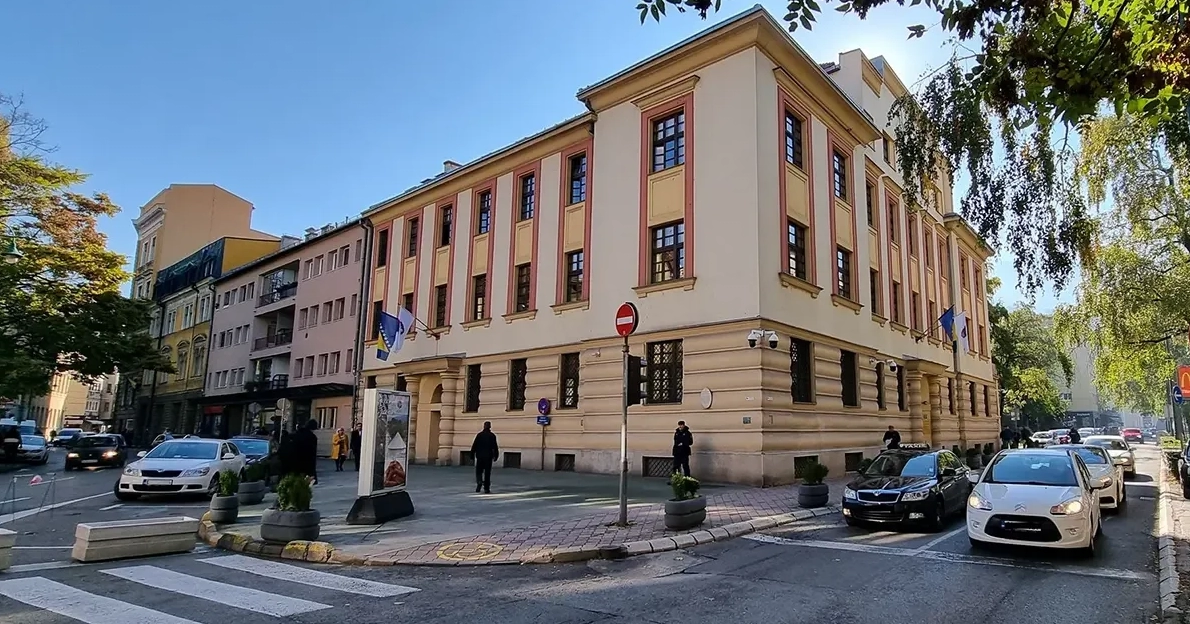 Uhićen predsjednik Povjerenstva za procjenu vrijednosti nekretnina sa označenih 1.500 maraka